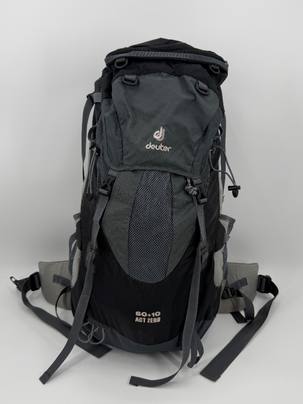 Deuter ACT Zero 60L + 10L Aircontact Backpacking Pack Gray Black Hiking Rucksack